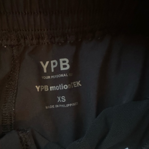 Abercrombie yfb travel joggers- good condition XS - Picture 3 of 3